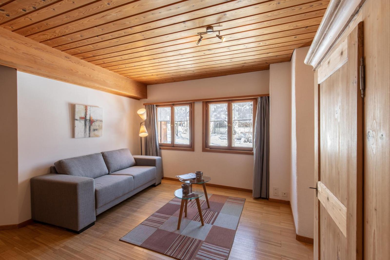 Chasa Curasch Lägenhet Scuol Exteriör bild